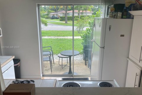 Copropriété à vendre à Miami Shores, Floride: 2 chambres, 88.63 m2 № 2064882 - photo 18