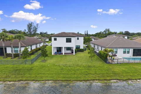 Casa en venta en Royal Palm Beach, Florida, 5 dormitorios, 272.39 m2 № 2177103 - foto 15