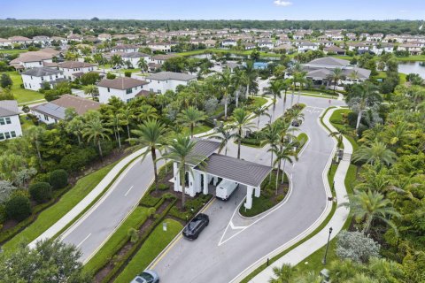 Casa en venta en Royal Palm Beach, Florida, 5 dormitorios, 272.39 m2 № 2177103 - foto 5