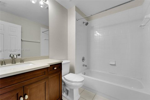 Touwnhouse à vendre à Sunrise, Floride: 3 chambres, 160.44 m2 № 2040787 - photo 12