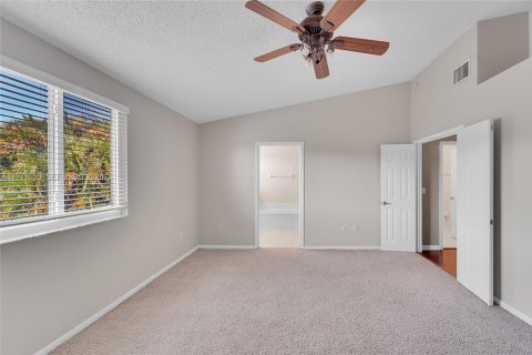 Touwnhouse à vendre à Sunrise, Floride: 3 chambres, 160.44 m2 № 2040787 - photo 6