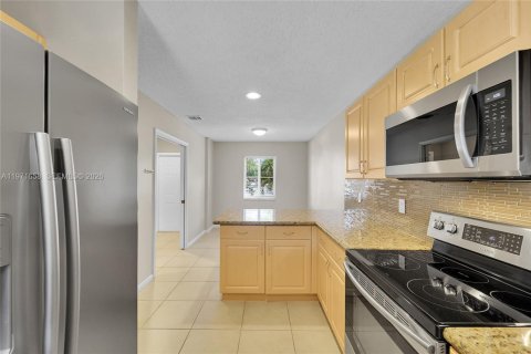 Touwnhouse à vendre à Sunrise, Floride: 3 chambres, 160.44 m2 № 2040787 - photo 5