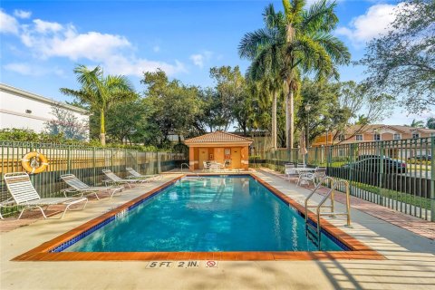 Touwnhouse à vendre à Sunrise, Floride: 3 chambres, 160.44 m2 № 2040787 - photo 16