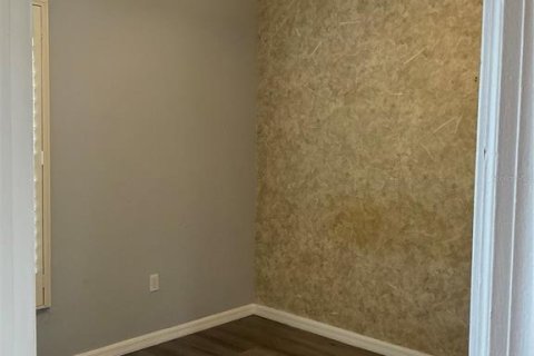 House in BELLALAGO in Kissimmee, Florida 3 bedrooms, 190.73 sq.m. № 2147997 - photo 13