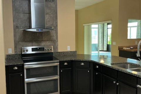 House in BELLALAGO in Kissimmee, Florida 3 bedrooms, 190.73 sq.m. № 2147997 - photo 7