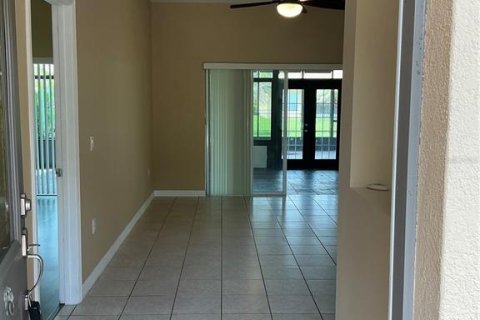 House in BELLALAGO in Kissimmee, Florida 3 bedrooms, 190.73 sq.m. № 2147997 - photo 2