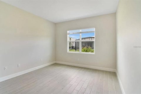 House in Kissimmee, Florida 2 bedrooms, 147.06 sq.m. № 1914159 - photo 16