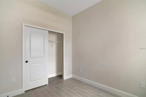 House in Kissimmee, Florida 2 bedrooms, 147.06 sq.m. № 1914159 - photo 21