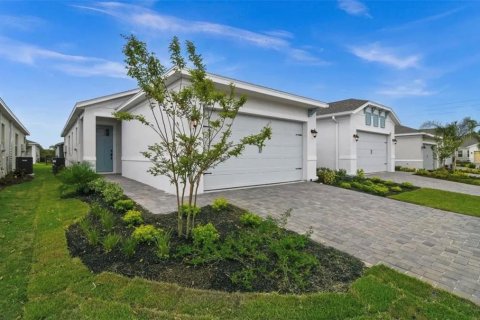 House in Kissimmee, Florida 2 bedrooms, 147.06 sq.m. № 1914159 - photo 2