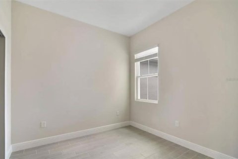 House in Kissimmee, Florida 2 bedrooms, 147.06 sq.m. № 1914159 - photo 20