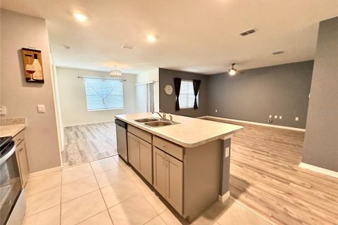 Casa en venta en New Smyrna Beach, Florida, 3 dormitorios, 157 m2 № 1899959 - foto 9