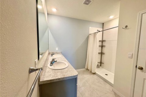 Casa en venta en New Smyrna Beach, Florida, 3 dormitorios, 157 m2 № 1899959 - foto 17