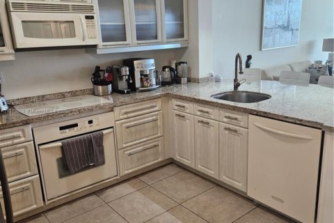 Copropriété à louer à Miami Beach, Floride: 1 chambre, 82.68 m2 № 1762779 - photo 3