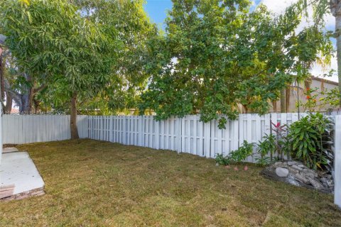 Купить виллу или дом в Майами, Флорида 3 спальни, 130.62м2, № 2026408 - фото 21