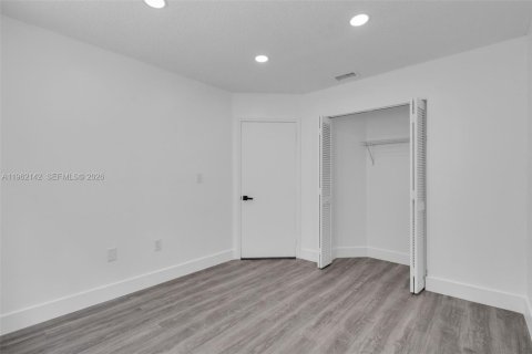 Купить виллу или дом в Майами, Флорида 3 спальни, 130.62м2, № 2026408 - фото 16