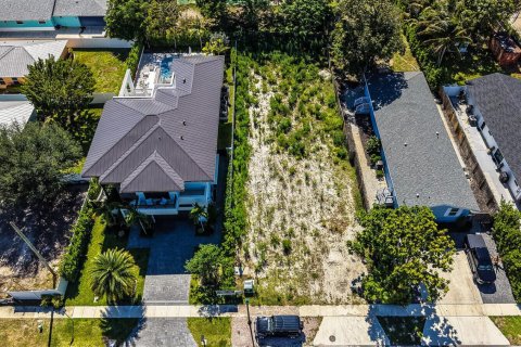 Commercial property in Delray Beach, Florida № 2172925 - photo 8