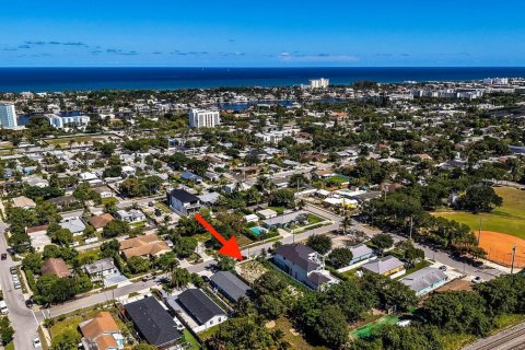 Commercial property in Delray Beach, Florida № 2172925 - photo 2