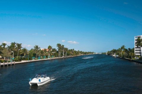 Commercial property in Delray Beach, Florida № 2172925 - photo 10