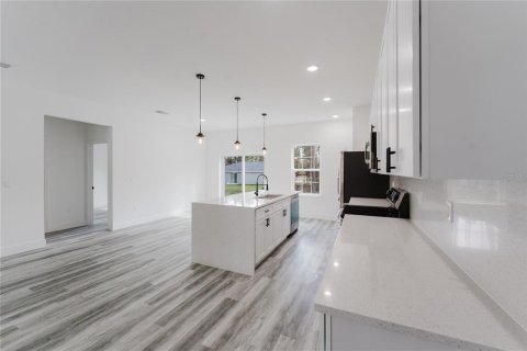 Casa en venta en Ocala, Florida, 4 dormitorios, 164.81 m2 № 1543653 - foto 9