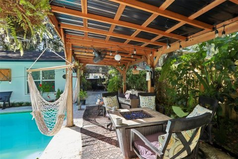 House in Brandon, Florida 4 bedrooms, 184.5 sq.m. № 2430567 - photo 27