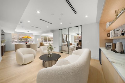 Condo in Miami Beach, Florida, 3 bedrooms  № 2035735