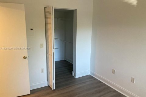 Copropriété à louer à West Palm Beach, Floride: 1 chambre, 82.96 m2 № 2066490 - photo 15