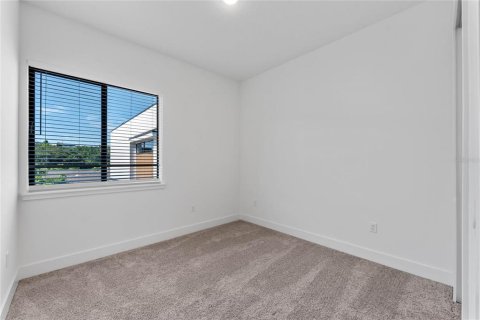 Townhouse in Orlando, Florida 4 bedrooms, 191.47 sq.m. № 1509496 - photo 23