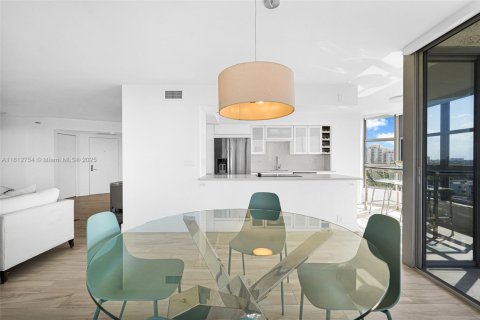 Copropriété à vendre à Aventura, Floride: 2 chambres, 126.44 m2 № 1762715 - photo 22