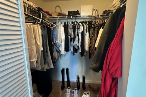 Купить кондоминиум в Майами, Флорида 1 спальня, 78.6м2, № 2033319 - фото 13