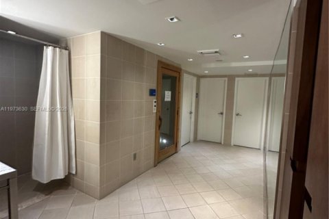 Купить кондоминиум в Майами, Флорида 1 спальня, 78.6м2, № 2033319 - фото 17