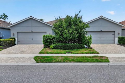 House in Venice, Florida 2 bedrooms, 156.73 sq.m. № 2151847 - photo 3