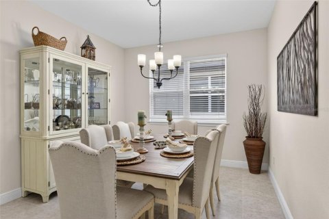 House in Venice, Florida 2 bedrooms, 156.73 sq.m. № 2151847 - photo 14