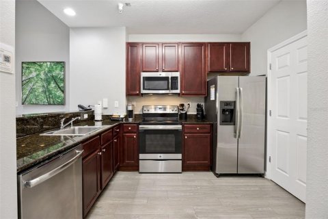 Condo in Winter Garden, Florida, 2 bedrooms  № 2200923 - photo 9