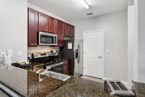Condo in Winter Garden, Florida, 2 bedrooms  № 2200923 - photo 8