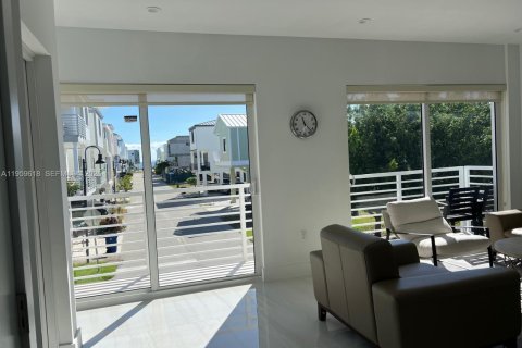 House in Key Largo, Florida 3 bedrooms, 159.42 sq.m. № 2080658 - photo 6