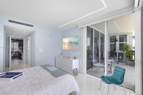 Condo in Sunny Isles Beach, Florida, 3 bedrooms  № 1784171 - photo 19