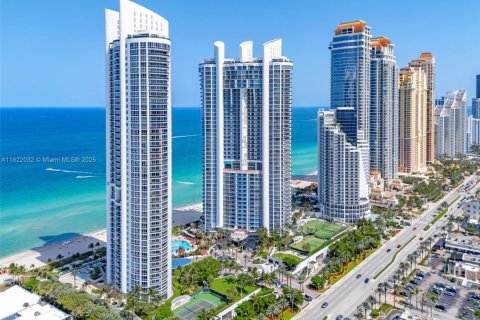 Condo in Sunny Isles Beach, Florida, 3 bedrooms  № 1784171 - photo 30