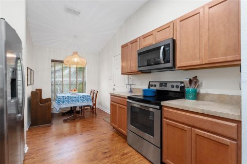 House in Ocala, Florida 4 bedrooms, 139.63 sq.m. № 1908827 - photo 11