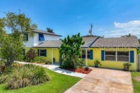 Casa en venta en Melbourne Beach, Florida, 3 dormitorios, 211.26 m2 № 2323086 - foto 2