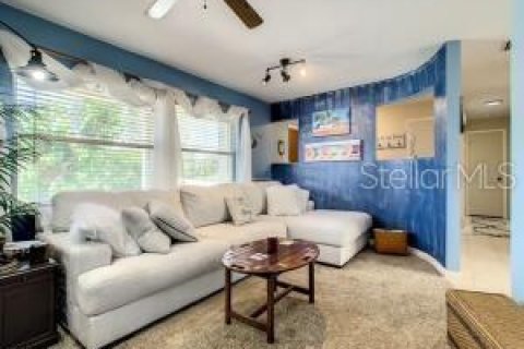 Casa en venta en Melbourne Beach, Florida, 3 dormitorios, 211.26 m2 № 2323086 - foto 4