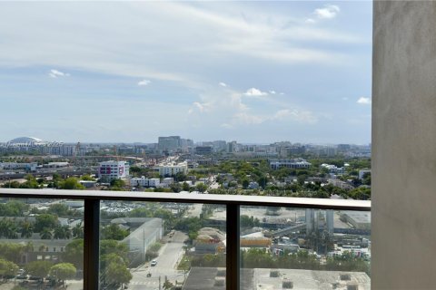 Condominio en venta en Miami, Florida, 1 dormitorio, 80.36 m2 № 1788814 - foto 14