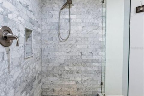 Adosado en venta en Tampa, Florida, 3 dormitorios, 145.3 m2 № 2223226 - foto 22