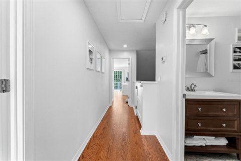 Adosado en venta en Tampa, Florida, 3 dormitorios, 145.3 m2 № 2223226 - foto 17