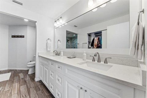 Adosado en venta en Tampa, Florida, 3 dormitorios, 145.3 m2 № 2223226 - foto 20