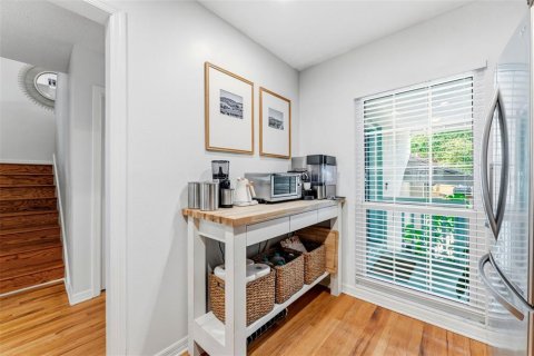 Adosado en venta en Tampa, Florida, 3 dormitorios, 145.3 m2 № 2223226 - foto 10