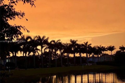 Casa en venta en Homestead, Florida, 3 dormitorios, 135.27 m2 № 1975739 - foto 4