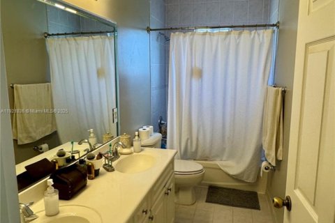 Casa en venta en Homestead, Florida, 3 dormitorios, 135.27 m2 № 1975739 - foto 14