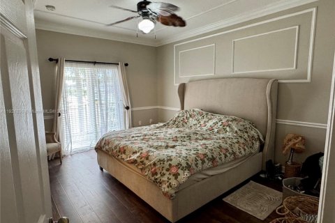 Casa en venta en Homestead, Florida, 3 dormitorios, 135.27 m2 № 1975739 - foto 10