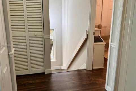 Casa en venta en Homestead, Florida, 3 dormitorios, 135.27 m2 № 1975739 - foto 18