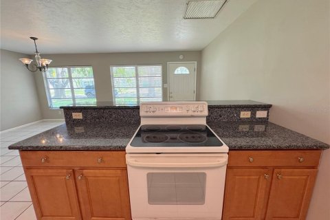 Casa en alquiler en Sarasota, Florida, 3 dormitorios, 121.05 m2 № 1854682 - foto 5